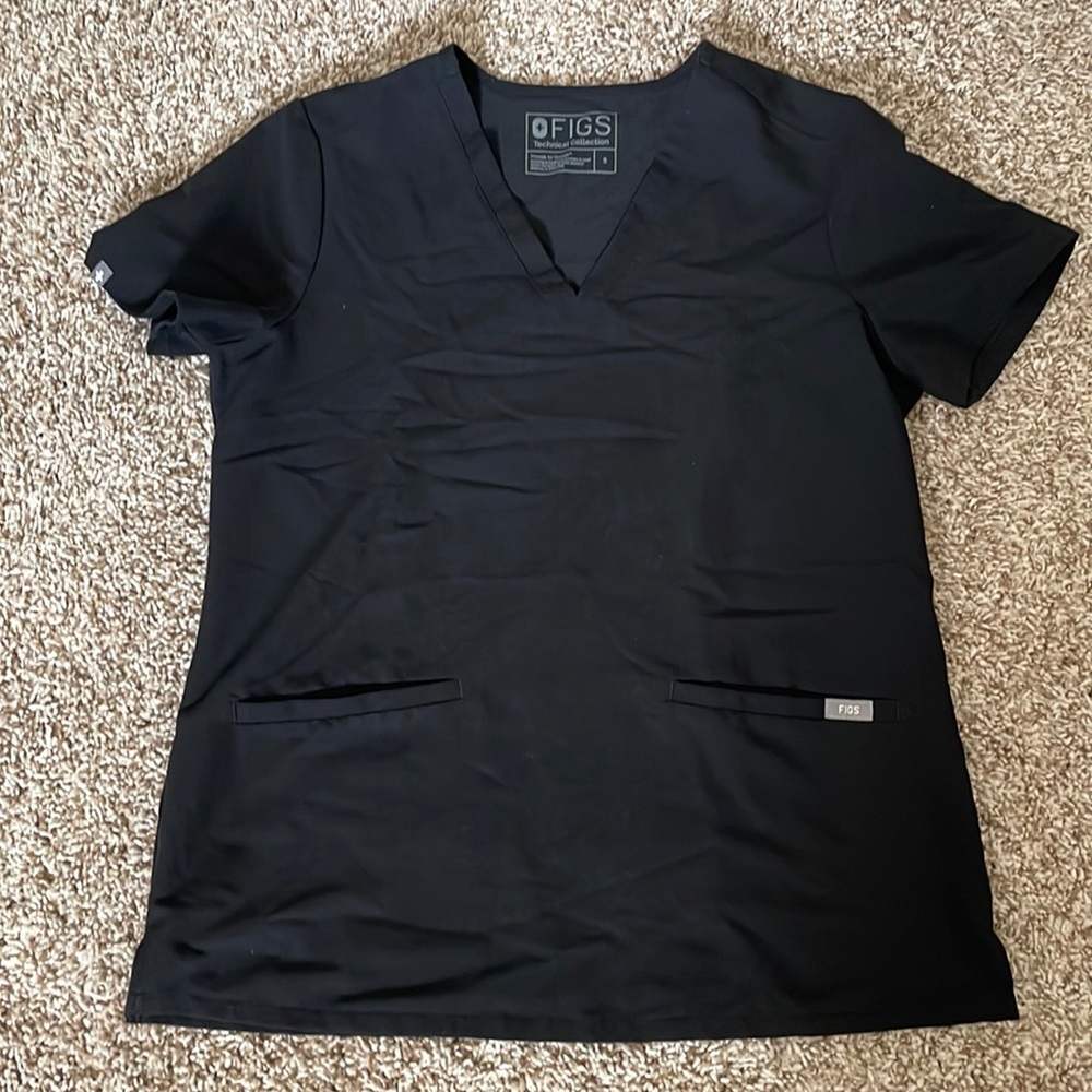 Figs scrub top. Two pocket
